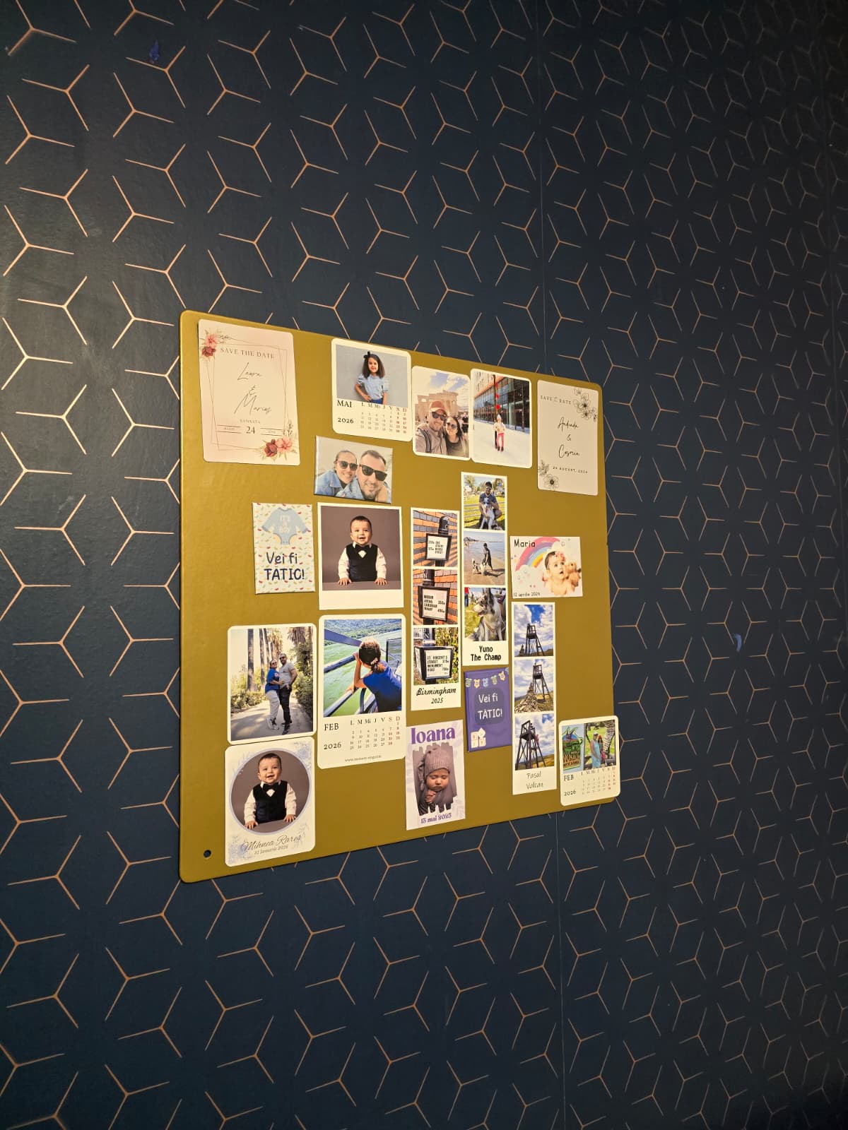 Tablă pentru magneți – 48×48 cm